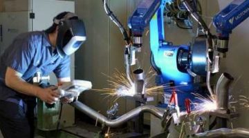 The Future Manufacturing: Robotics in CNC machining