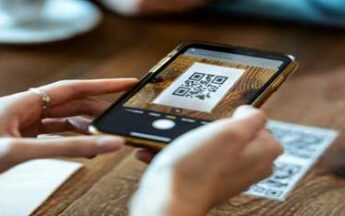 5 Ways Scanning QR Codes Can Expose You to Security Threats